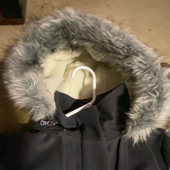 Celebrity Pink Color Block Coat With Detachable Sherpa Lined Fur Hood Like New - Picture 7 of 9